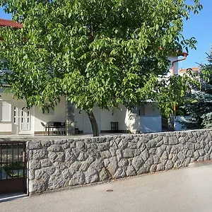rezervirajte ovdje
